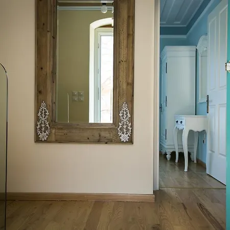 Iconic - Vada Agia Efimia