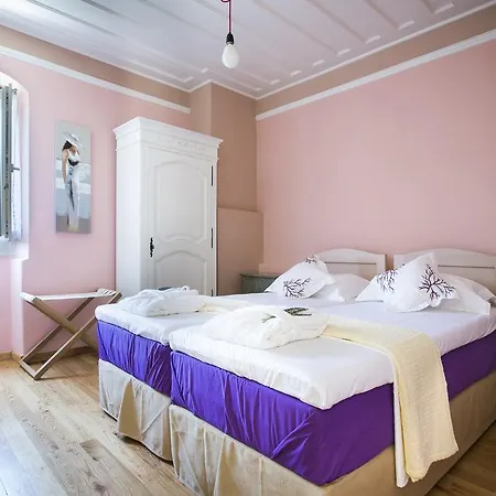 Iconic - Vada Villa